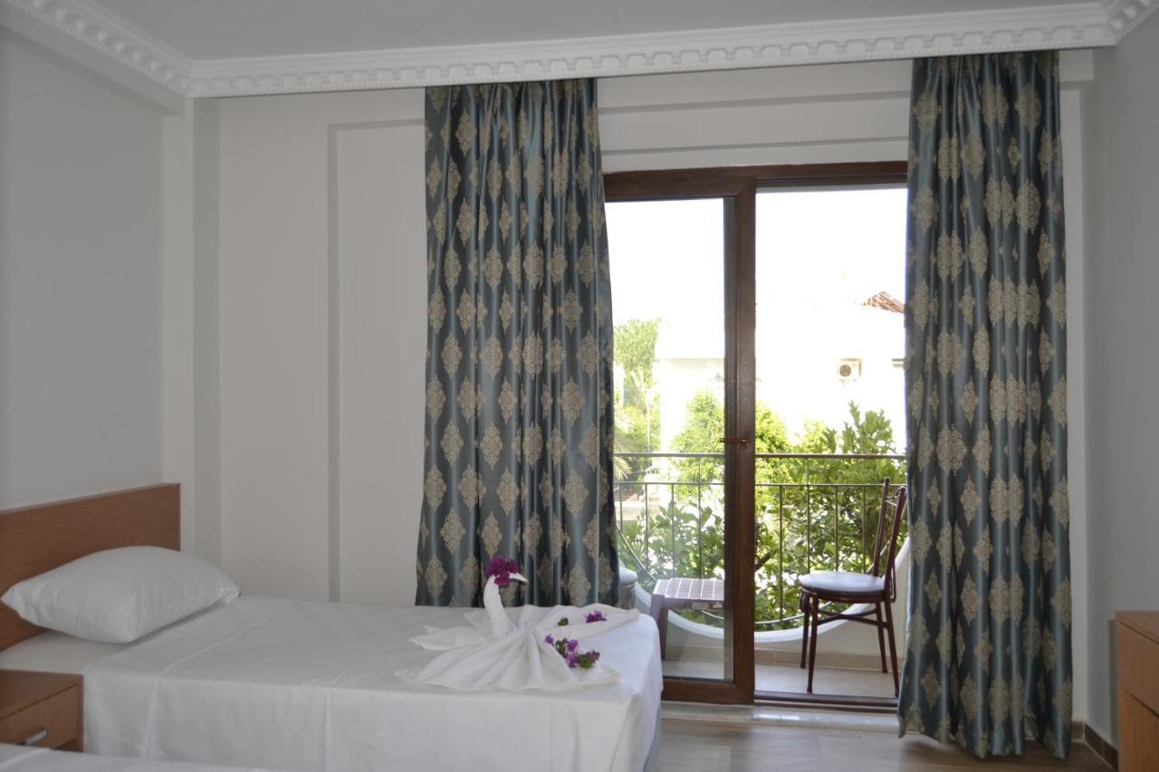 Britannia Hotel Village كمر المظهر الخارجي الصورة