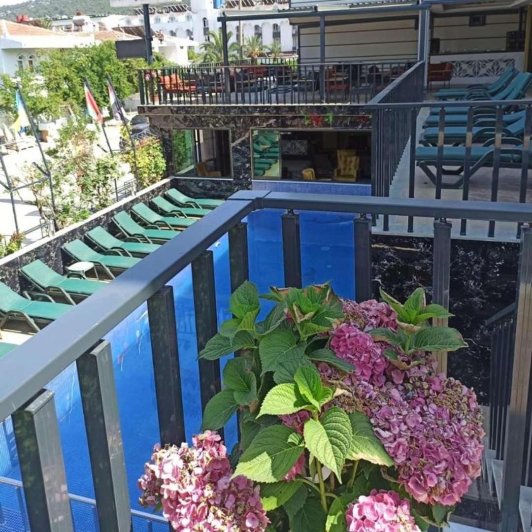 Britannia Hotel Village كمر المظهر الخارجي الصورة